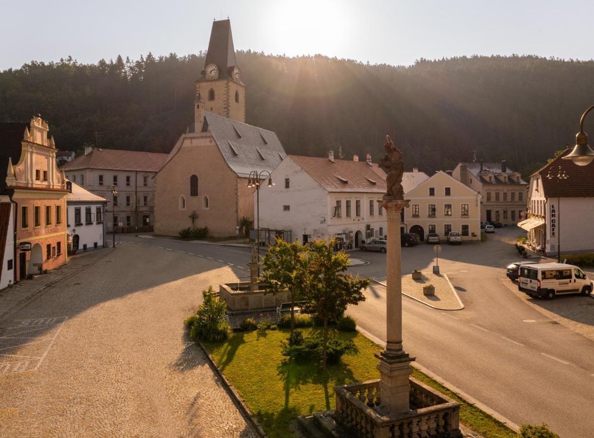 Pivovar Rozmberk Rožmberk nad Vltavou Buitenkant foto